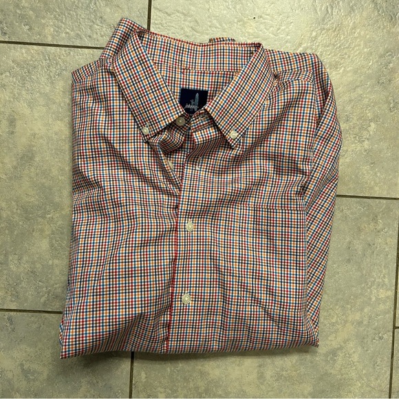 johnnie-O Red and White Casual Button Down Shirt with Classic Style - Picture 6 of 6